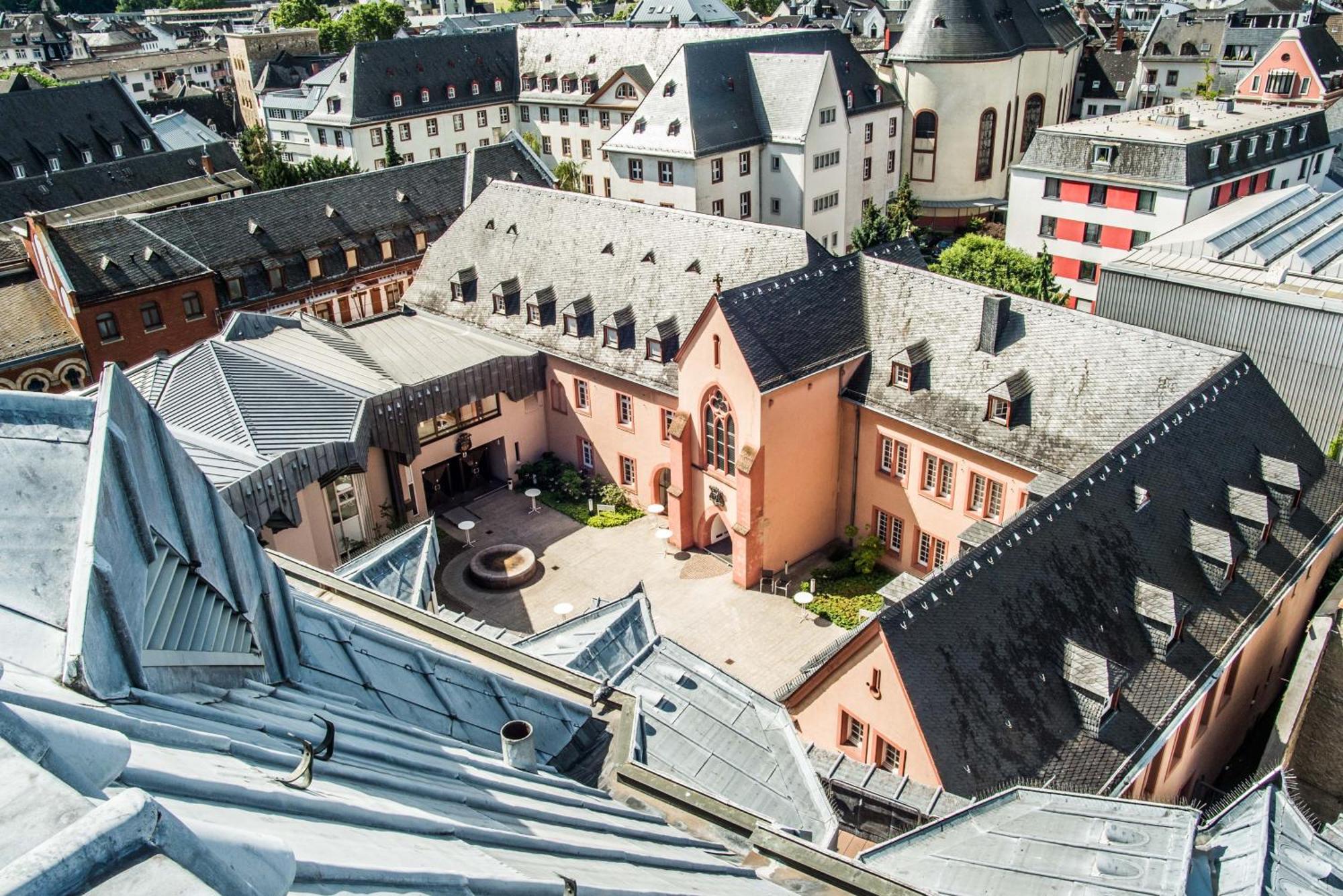 Erbacher Hof, Bistum Mainz Exterior foto